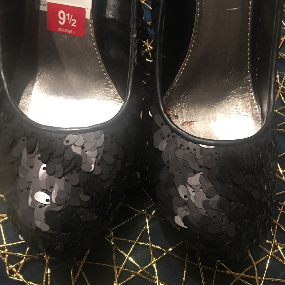 Black Sequined Shoes